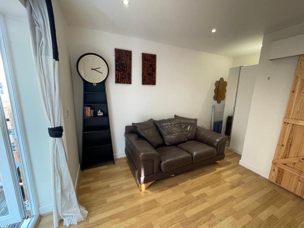 Entire Town Centre 2 Bedroom Apartment Very Close To Beach Bournemouth Dış mekan fotoğraf