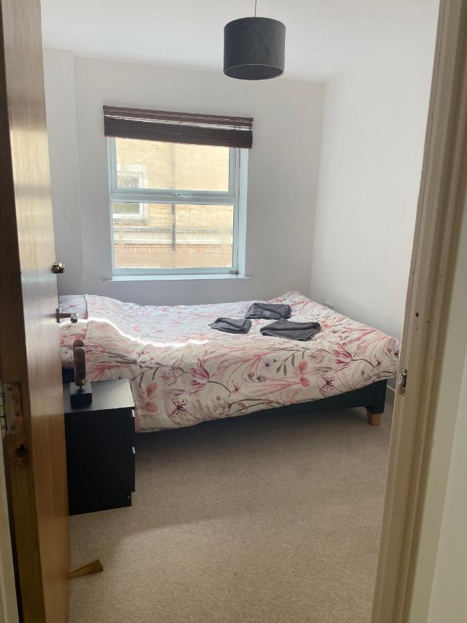 Entire Town Centre 2 Bedroom Apartment Very Close To Beach Bournemouth Dış mekan fotoğraf